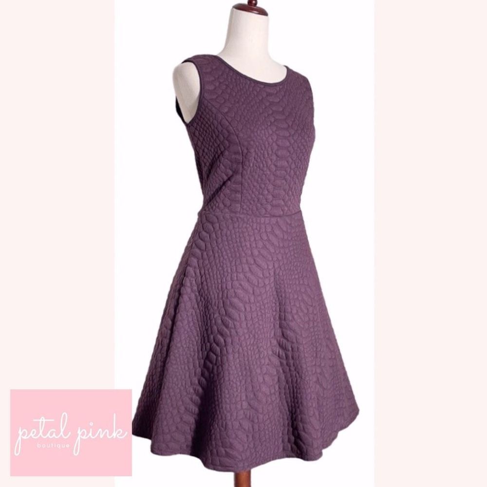 NWOT | SIZE 8 | SHARAGANO Plum RaisedPebblePattern Fit&Flare Dress Fall